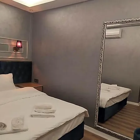 Bonami Hotel