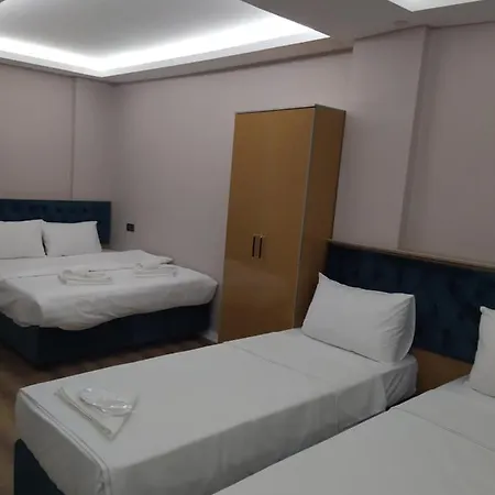 Bonami Hotel *